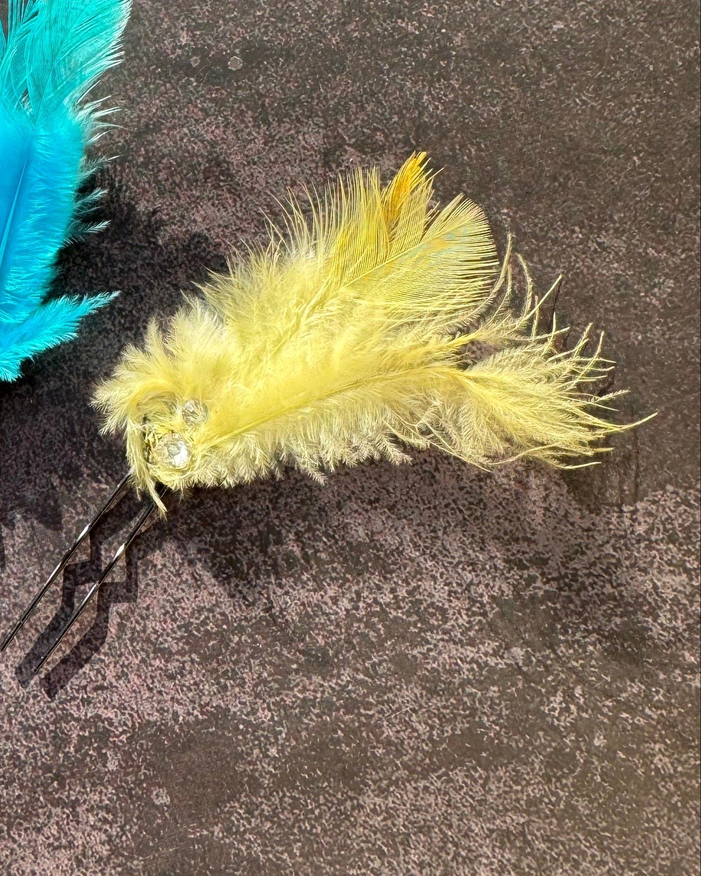 Feather Luxe Bobby Pins - Yellow