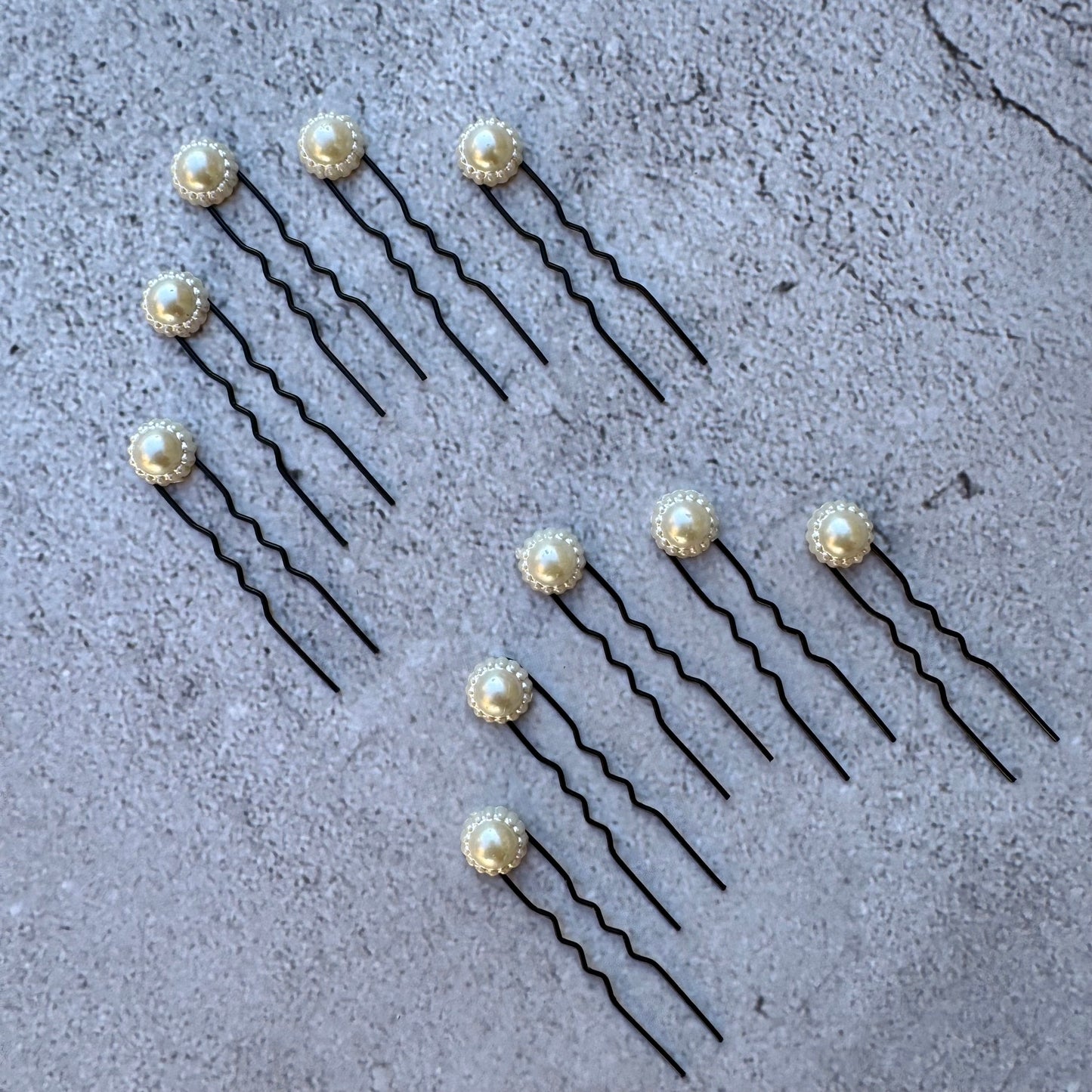 White Pearls U Pins (set of 10)