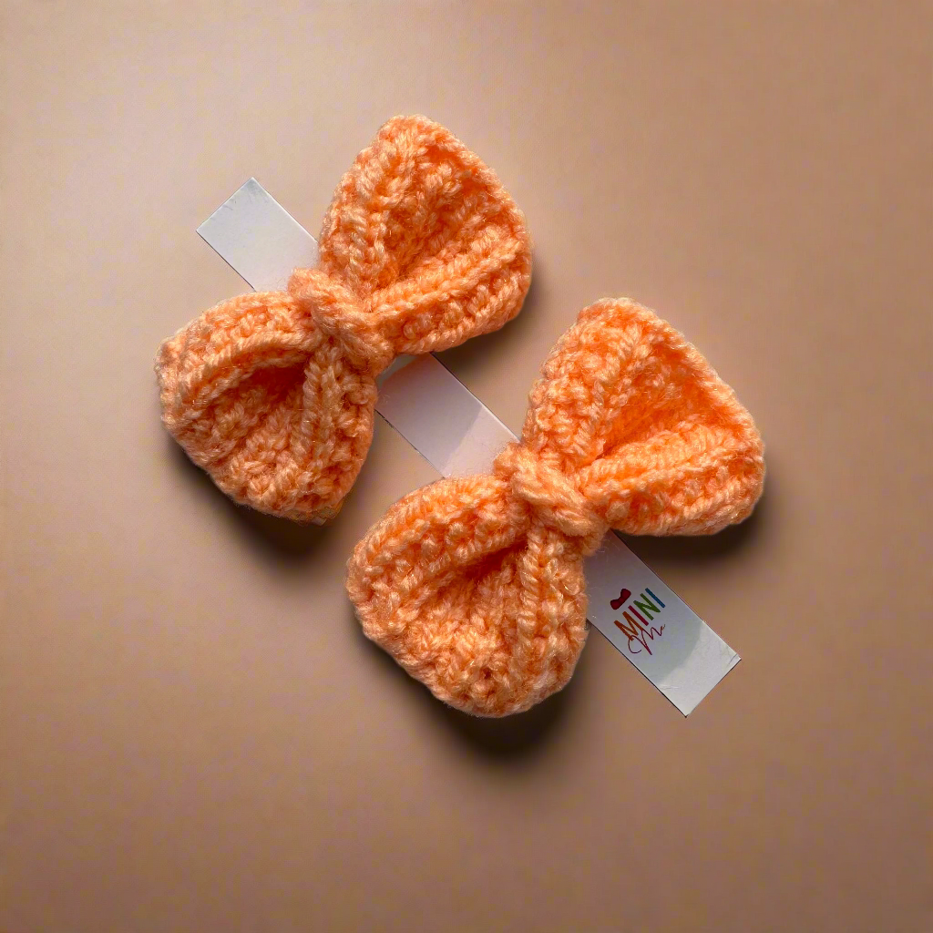 Peach Knitted Bow Hair Clip Set