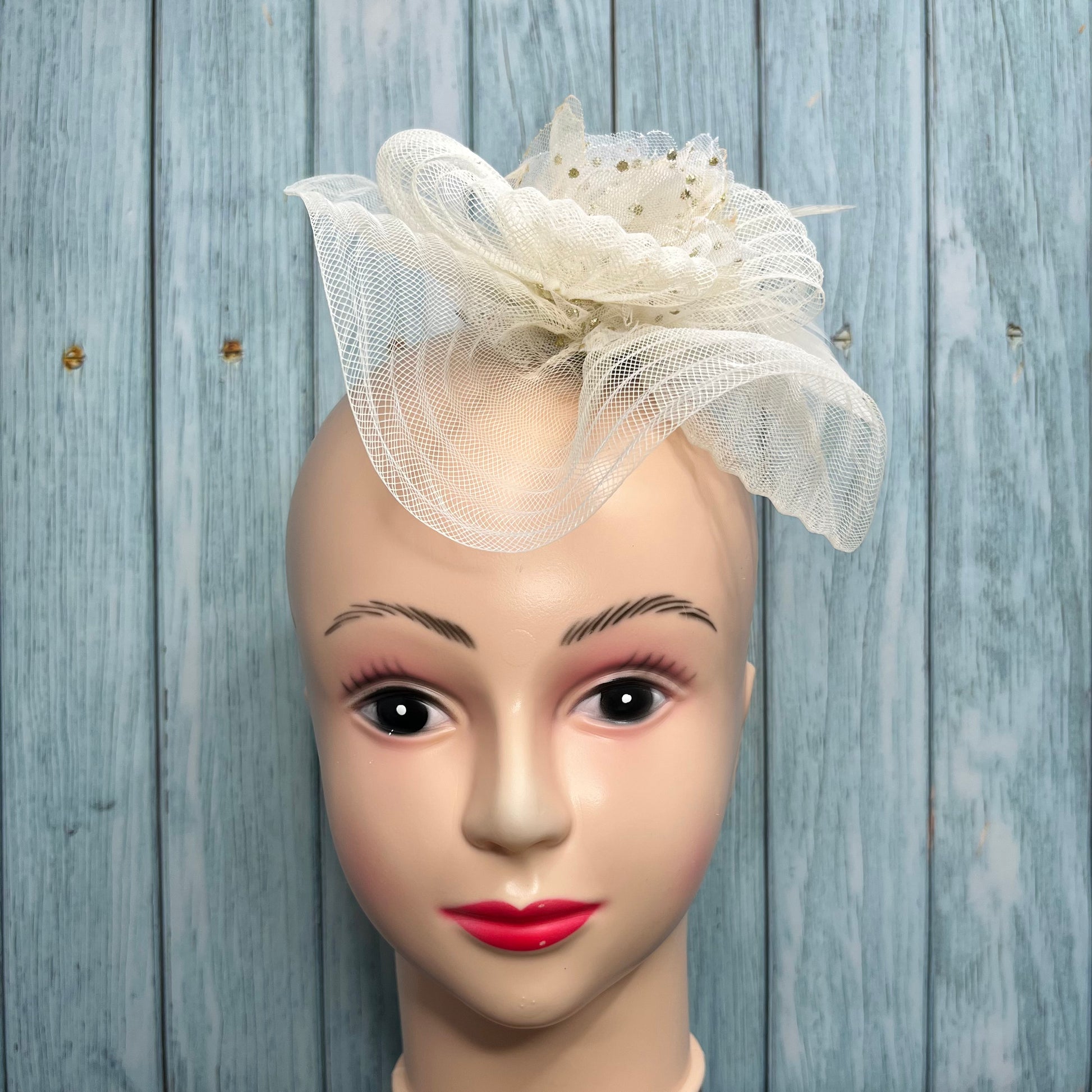 Chic Ivory Twisted Veil Fascinator