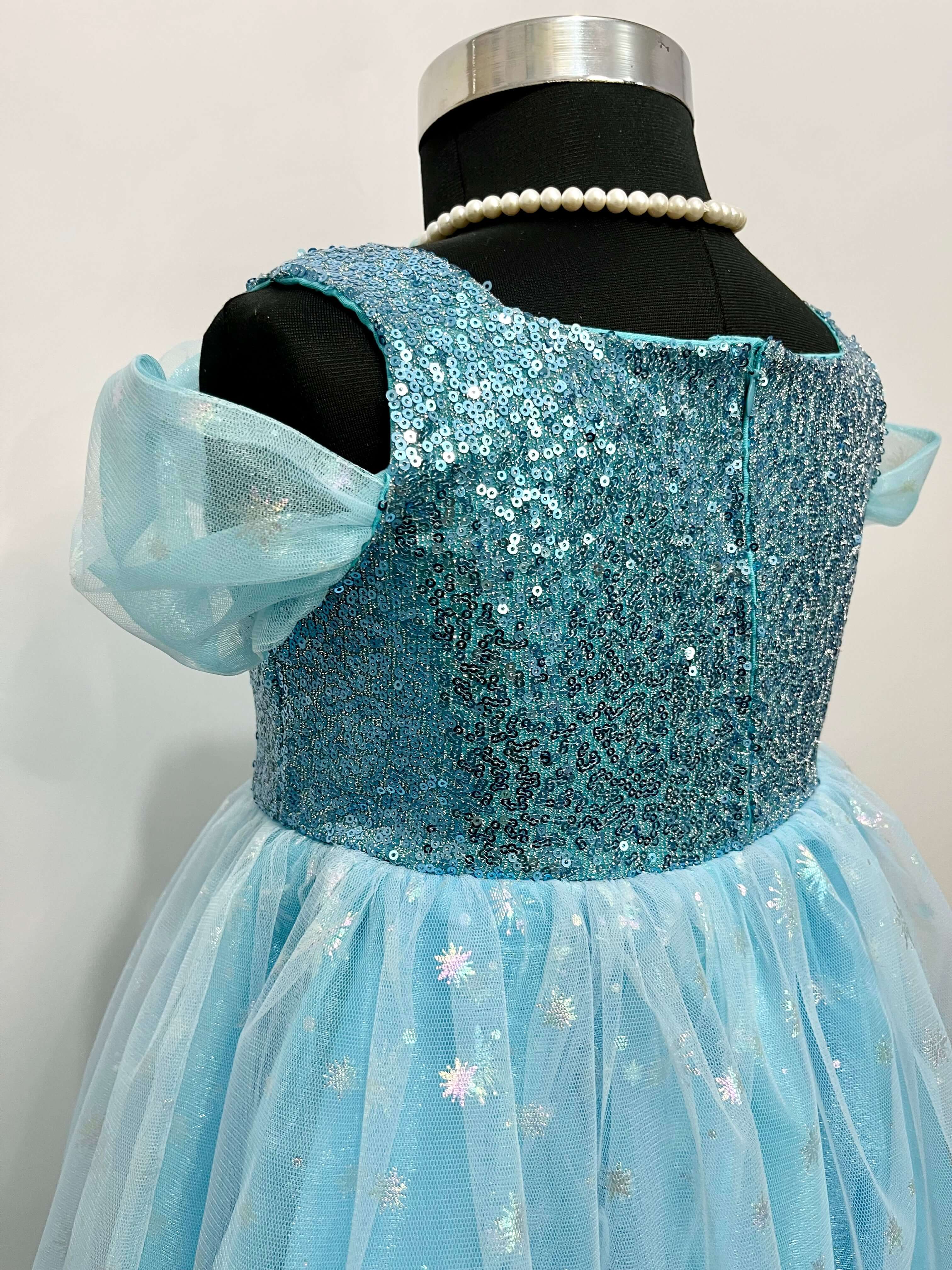 Girls Frozen Inspired Elsa Dazzle Costume Gown With Train | Dress halloween  costume, Costume dress, Disney princess dresses